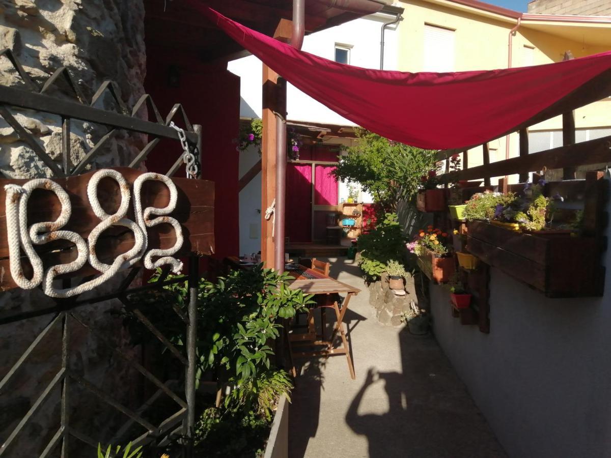 B&B Daddanca Ales Kültér fotó