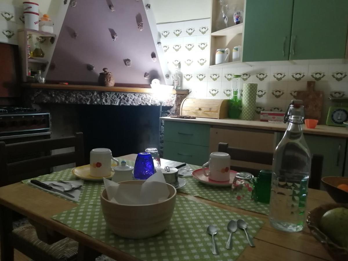 B&B Daddanca Ales Kültér fotó